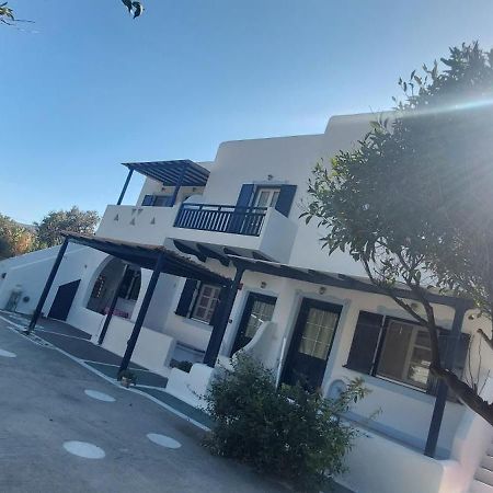 Ο Μπαξεσ Apartment Livadi  Ngoại thất bức ảnh